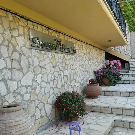 Seven Islands * Gaios